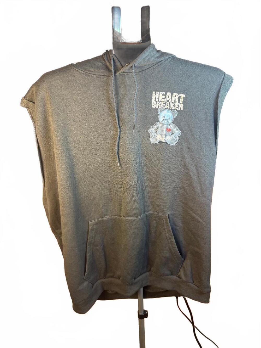 Fresh Laundry Sz XL Sleeveless Hoodie w Heartbreaker Teddy Bear Graphic